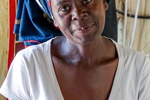 Photo of Sylvia,  director of JOEN Art and Bags in Ba-Phalaborwa.